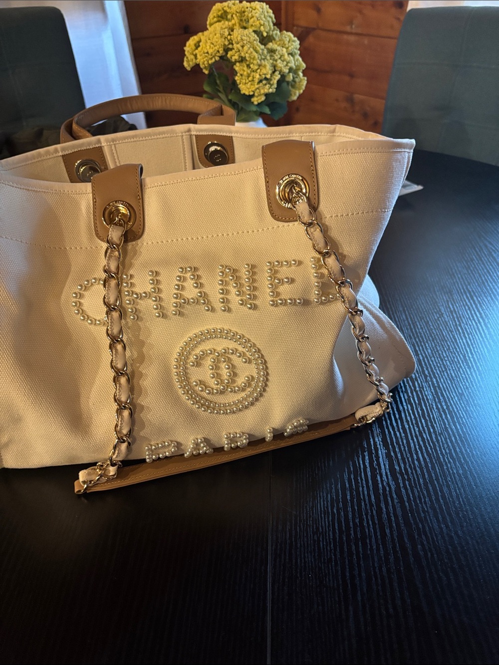 CHANEL Cream Canvas Pearl-Embellished Tote - Picture 7 of 7